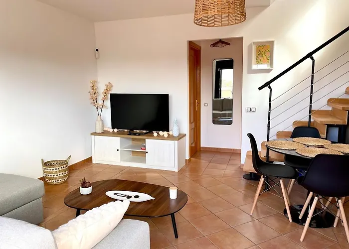 Casa Bonheur, Sea And Volcanoes View 빌라 Majanicho