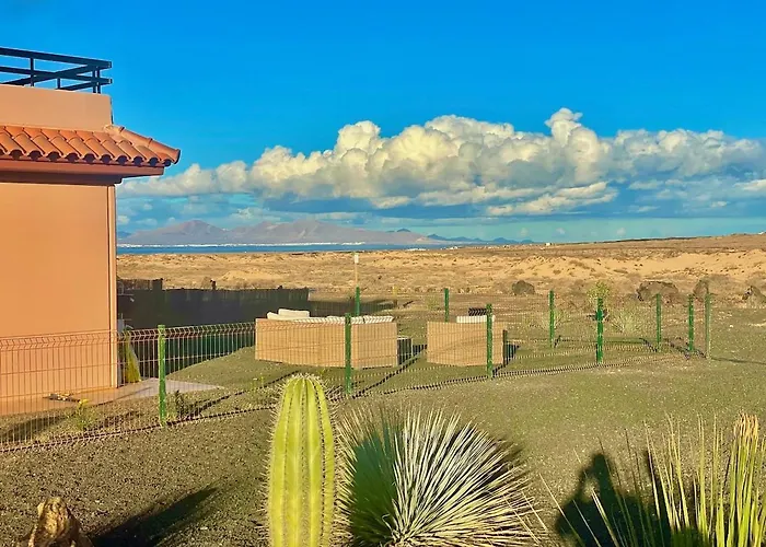 빌라 Casa Bonheur, Sea And Volcanoes View Majanicho