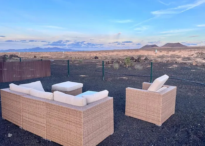 Casa Bonheur, Sea And Volcanoes View * Majanicho