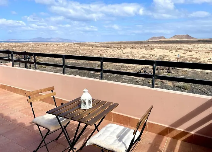 Casa Bonheur, Sea And Volcanoes View 빌라 Majanicho