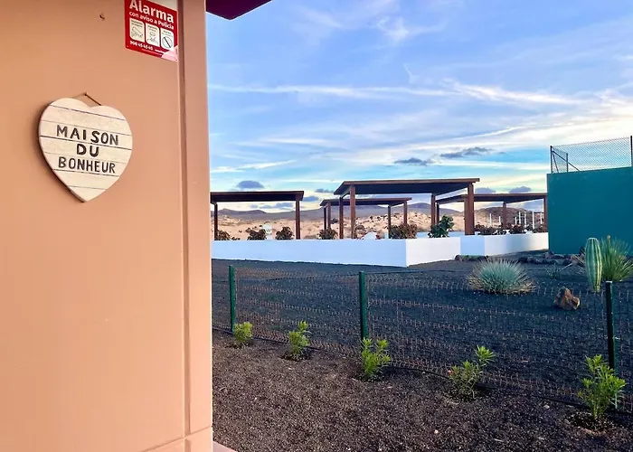 Casa Bonheur, Sea And Volcanoes View