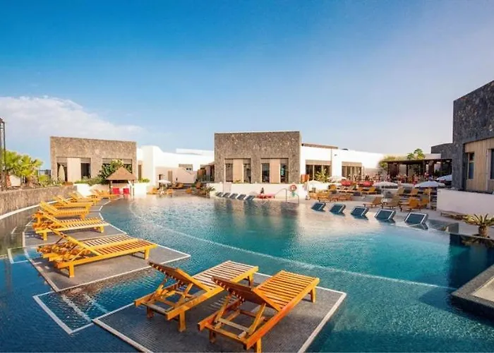 Casa Bonheur, Sea And Volcanoes View *