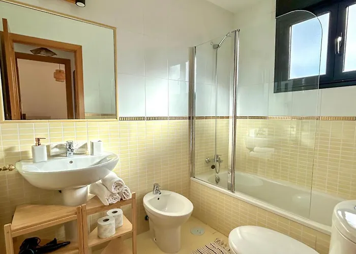 Casa Bonheur, Sea And Volcanoes View 빌라